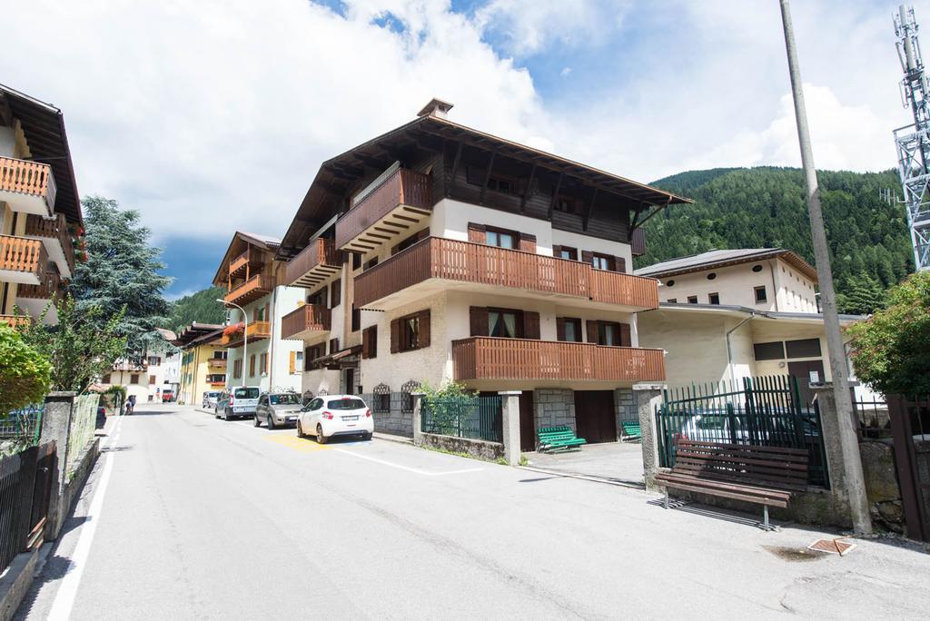 Residence Alpen Casavacanze Pinzolo Extérieur photo